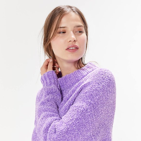 Urban Outfitters Chenille Cropped Sweater * Purple - Picture 2 of 4